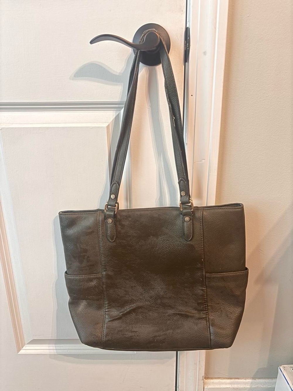 Women's Black Leather Tote Bag - Classic Everyday Carry